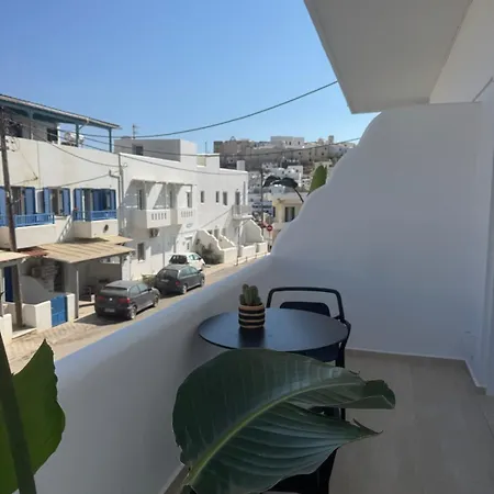 Grottea Heritage Superior Naxos City